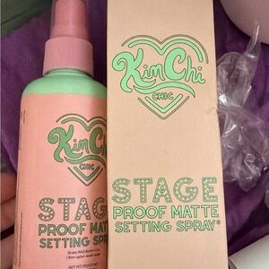 Kimchi Chic Beauty Stage Proof Matte Setting Spray - Pink and Mint